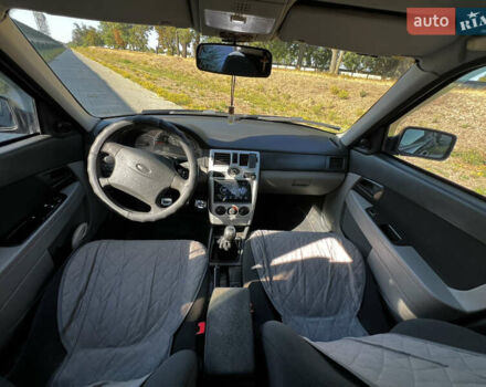 Чорний ВАЗ 2170 Priora, об'ємом двигуна 1.6 л та пробігом 245 тис. км за 3800 $, фото 8 на Automoto.ua