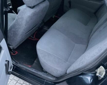 Чорний ВАЗ 2170 Priora, об'ємом двигуна 1.6 л та пробігом 286 тис. км за 2500 $, фото 5 на Automoto.ua