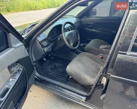 Черный ВАЗ 2170 Priora, объемом двигателя 1.6 л и пробегом 290 тыс. км за 1750 $, фото 6 на Automoto.ua