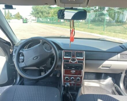 Черный ВАЗ 2170 Priora, объемом двигателя 1.6 л и пробегом 115 тыс. км за 3000 $, фото 5 на Automoto.ua