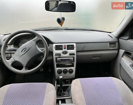 Черный ВАЗ 2170 Priora, объемом двигателя 1.6 л и пробегом 190 тыс. км за 2300 $, фото 8 на Automoto.ua