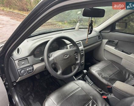 Чорний ВАЗ 2170 Priora, об'ємом двигуна 1.6 л та пробігом 134 тис. км за 3290 $, фото 6 на Automoto.ua