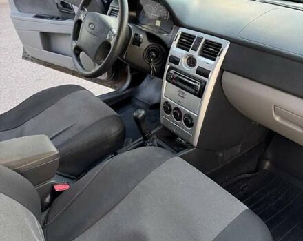 Черный ВАЗ 2170 Priora, объемом двигателя 1.6 л и пробегом 165 тыс. км за 1900 $, фото 11 на Automoto.ua