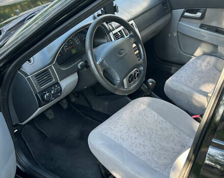 Черный ВАЗ 2170 Priora, объемом двигателя 1.6 л и пробегом 194 тыс. км за 3200 $, фото 6 на Automoto.ua