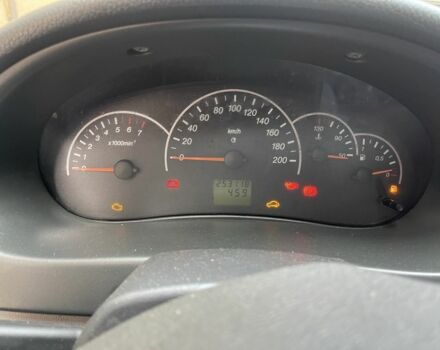 Черный ВАЗ 2170 Priora, объемом двигателя 1.6 л и пробегом 253 тыс. км за 2000 $, фото 7 на Automoto.ua