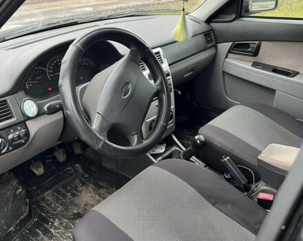 Черный ВАЗ 2170 Priora, объемом двигателя 1.6 л и пробегом 262 тыс. км за 2898 $, фото 3 на Automoto.ua