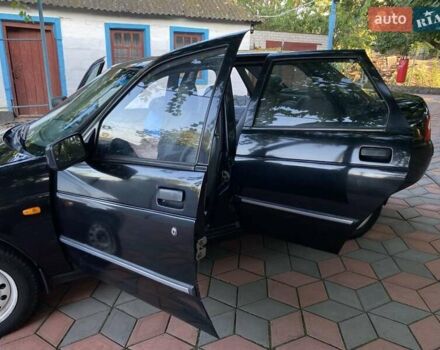 Черный ВАЗ 2170 Priora, объемом двигателя 1.6 л и пробегом 200 тыс. км за 2500 $, фото 5 на Automoto.ua