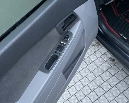 Чорний ВАЗ 2170 Priora, об'ємом двигуна 1.6 л та пробігом 286 тис. км за 2500 $, фото 6 на Automoto.ua