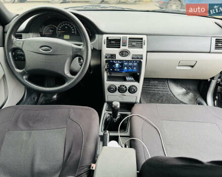 Чорний ВАЗ 2170 Priora, об'ємом двигуна 1.6 л та пробігом 144 тис. км за 3100 $, фото 4 на Automoto.ua