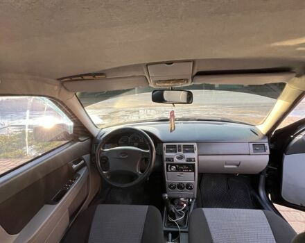 Черный ВАЗ 2170 Priora, объемом двигателя 1.6 л и пробегом 326 тыс. км за 2500 $, фото 11 на Automoto.ua