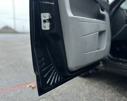 Черный ВАЗ 2170 Priora, объемом двигателя 1.6 л и пробегом 155 тыс. км за 2600 $, фото 10 на Automoto.ua