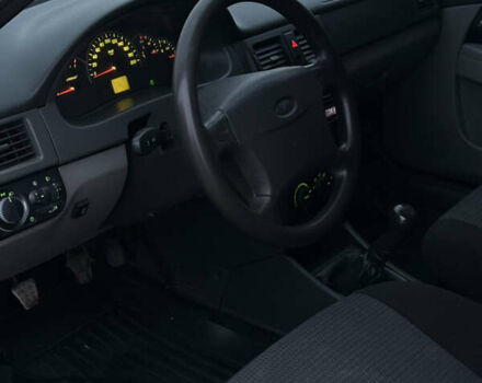 Черный ВАЗ 2170 Priora, объемом двигателя 1.6 л и пробегом 190 тыс. км за 3100 $, фото 10 на Automoto.ua