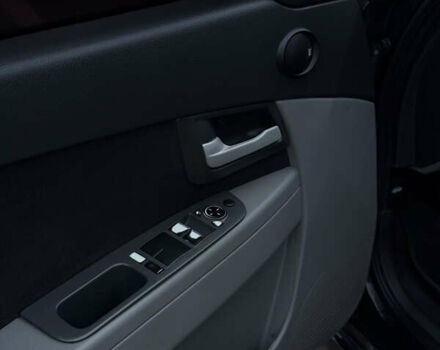 Черный ВАЗ 2170 Priora, объемом двигателя 1.6 л и пробегом 190 тыс. км за 3100 $, фото 18 на Automoto.ua