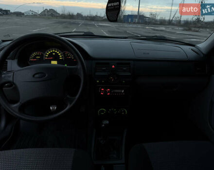 Черный ВАЗ 2170 Priora, объемом двигателя 1.6 л и пробегом 190 тыс. км за 3100 $, фото 12 на Automoto.ua