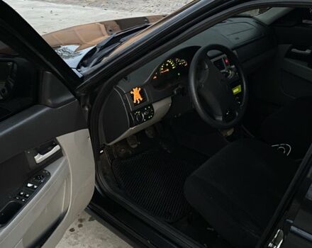 Черный ВАЗ 2170 Priora, объемом двигателя 1.6 л и пробегом 270 тыс. км за 3650 $, фото 11 на Automoto.ua