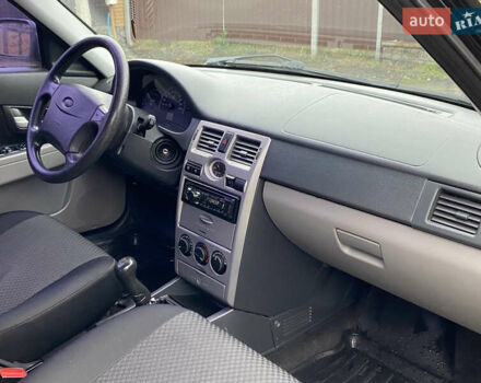 Черный ВАЗ 2170 Priora, объемом двигателя 1.6 л и пробегом 159 тыс. км за 3000 $, фото 9 на Automoto.ua