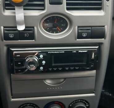 Черный ВАЗ 2170 Priora, объемом двигателя 1.6 л и пробегом 121 тыс. км за 4800 $, фото 14 на Automoto.ua