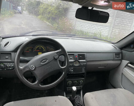 Черный ВАЗ 2170 Priora, объемом двигателя 1.6 л и пробегом 200 тыс. км за 1850 $, фото 7 на Automoto.ua