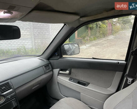 Черный ВАЗ 2170 Priora, объемом двигателя 1.6 л и пробегом 200 тыс. км за 1850 $, фото 5 на Automoto.ua