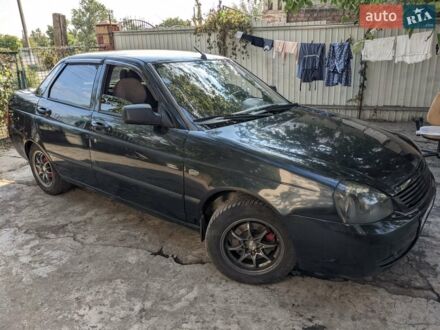 Черный ВАЗ 2170 Priora, объемом двигателя 1.6 л и пробегом 450 тыс. км за 2800 $, фото 1 на Automoto.ua