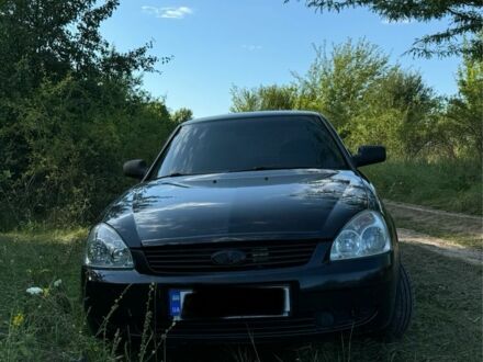 ВАЗ 2170 Priora 2009 у Чернівцях на Automoto.ua Чорний ВАЗ 2170 Priora, об'ємом двигуна 1.6 л та пробігом 144 тис. км за 2800 $, фото 1 на Automoto.ua