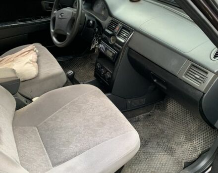 Фіолетовий ВАЗ 2170 Priora, об'ємом двигуна 1.6 л та пробігом 250 тис. км за 2000 $, фото 5 на Automoto.ua