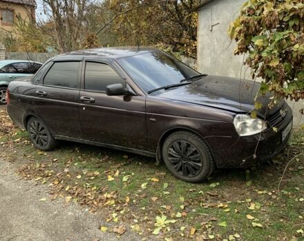 Фиолетовый ВАЗ 2170 Priora, объемом двигателя 1.6 л и пробегом 250 тыс. км за 2000 $, фото 1 на Automoto.ua