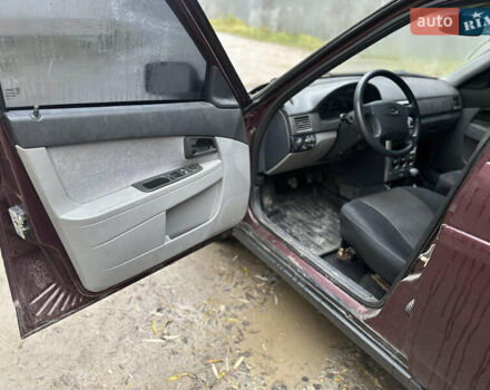 Коричневый ВАЗ 2170 Priora, объемом двигателя 0 л и пробегом 180 тыс. км за 900 $, фото 4 на Automoto.ua