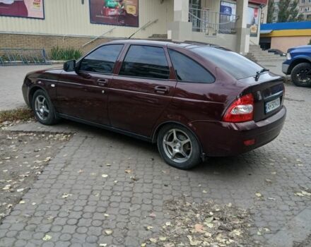 Красный ВАЗ 2170 Priora, объемом двигателя 1.6 л и пробегом 158 тыс. км за 3300 $, фото 1 на Automoto.ua