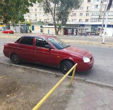 Красный ВАЗ 2170 Priora, объемом двигателя 1.6 л и пробегом 77 тыс. км за 2424 $, фото 4 на Automoto.ua