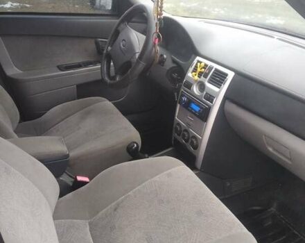 Красный ВАЗ 2170 Priora, объемом двигателя 1.6 л и пробегом 130 тыс. км за 2000 $, фото 5 на Automoto.ua