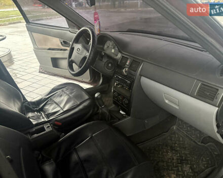 ВАЗ 2170 Priora 2008 в Кривом Роге на Automoto.ua Красный ВАЗ 2170 Priora, объемом двигателя 1.6 л и пробегом 202 тыс. км за 2499 $, фото 6 на Automoto.ua