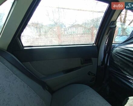 Красный ВАЗ 2170 Priora, объемом двигателя 1.6 л и пробегом 205 тыс. км за 2200 $, фото 10 на Automoto.ua