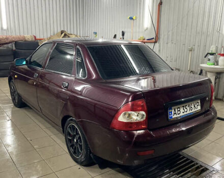 Красный ВАЗ 2170 Priora, объемом двигателя 1.6 л и пробегом 202 тыс. км за 1555 $, фото 3 на Automoto.ua