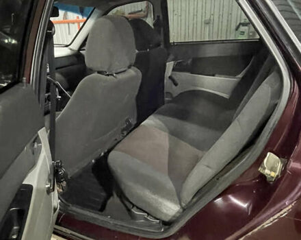 Красный ВАЗ 2170 Priora, объемом двигателя 1.6 л и пробегом 202 тыс. км за 1555 $, фото 9 на Automoto.ua