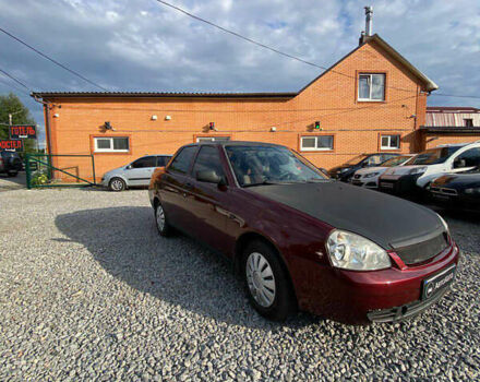 Красный ВАЗ 2170 Priora, объемом двигателя 1.6 л и пробегом 146 тыс. км за 2200 $, фото 1 на Automoto.ua