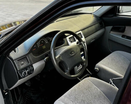 Червоний ВАЗ 2170 Priora, об'ємом двигуна 1.6 л та пробігом 200 тис. км за 2650 $, фото 21 на Automoto.ua