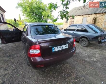 Красный ВАЗ 2170 Priora, объемом двигателя 1.6 л и пробегом 320 тыс. км за 2500 $, фото 4 на Automoto.ua