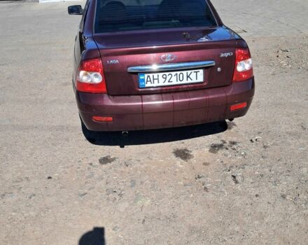 Красный ВАЗ 2170 Priora, объемом двигателя 1.6 л и пробегом 153 тыс. км за 2249 $, фото 1 на Automoto.ua