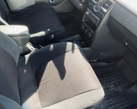 Красный ВАЗ 2170 Priora, объемом двигателя 1.6 л и пробегом 160 тыс. км за 1400 $, фото 6 на Automoto.ua