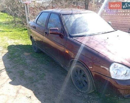 Красный ВАЗ 2170 Priora, объемом двигателя 1.6 л и пробегом 205 тыс. км за 2200 $, фото 2 на Automoto.ua