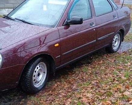 Красный ВАЗ 2170 Priora, объемом двигателя 1.6 л и пробегом 238 тыс. км за 1799 $, фото 2 на Automoto.ua