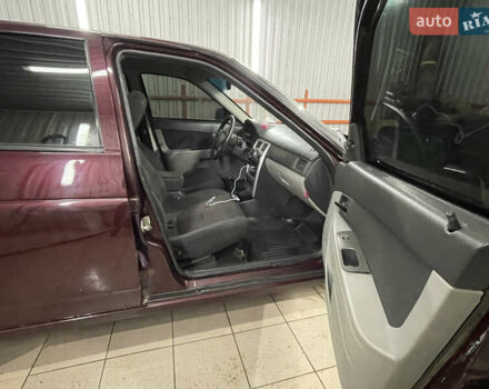 Красный ВАЗ 2170 Priora, объемом двигателя 1.6 л и пробегом 202 тыс. км за 1555 $, фото 6 на Automoto.ua