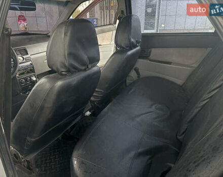 ВАЗ 2170 Priora 2008 в Кривом Роге на Automoto.ua Красный ВАЗ 2170 Priora, объемом двигателя 1.6 л и пробегом 202 тыс. км за 2499 $, фото 7 на Automoto.ua