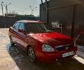 Красный ВАЗ 2170 Priora, объемом двигателя 1.6 л и пробегом 150 тыс. км за 2800 $, фото 1 на Automoto.ua