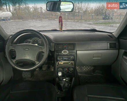 ВАЗ 2170 Priora 2008 в Кривом Роге на Automoto.ua Красный ВАЗ 2170 Priora, объемом двигателя 1.6 л и пробегом 202 тыс. км за 2499 $, фото 8 на Automoto.ua