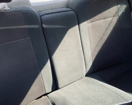 Красный ВАЗ 2170 Priora, объемом двигателя 1.6 л и пробегом 160 тыс. км за 1400 $, фото 7 на Automoto.ua