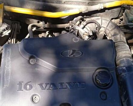 Красный ВАЗ 2170 Priora, объемом двигателя 1.6 л и пробегом 238 тыс. км за 1450 $, фото 4 на Automoto.ua