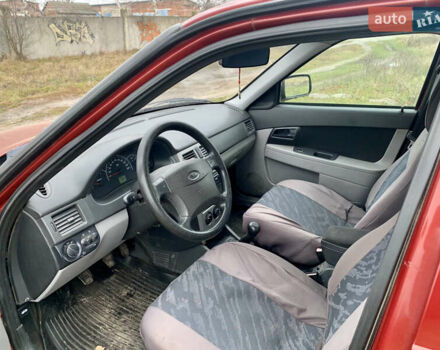 Червоний ВАЗ 2170 Priora, об'ємом двигуна 1.6 л та пробігом 182 тис. км за 2300 $, фото 12 на Automoto.ua