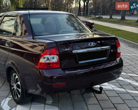 Червоний ВАЗ 2170 Priora, об'ємом двигуна 1.6 л та пробігом 200 тис. км за 2600 $, фото 3 на Automoto.ua